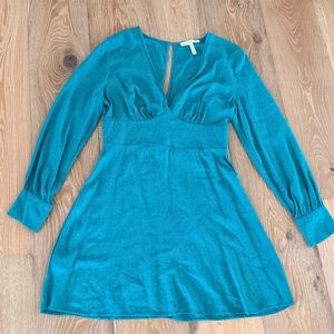 BCBGeneration Teal Fabric Label Detail